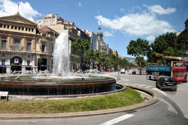 グラシア通り [Passeig de Gracià] 